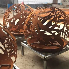 Tvornička veleprodaja Vatrene kugle šupljeg dizajna Corten Steel Laser Cut Globe Sphere Fire Pit